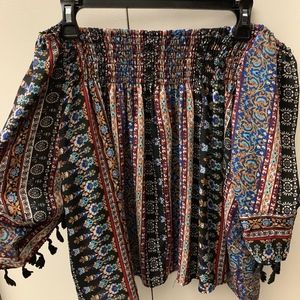 AQUA off the shoulder patterned top